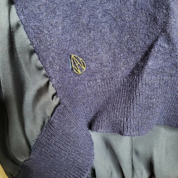 Amanda Wakeley Satin Paneled Cashmere and Wool Blend Sweater Navy - Picture 11 of 11